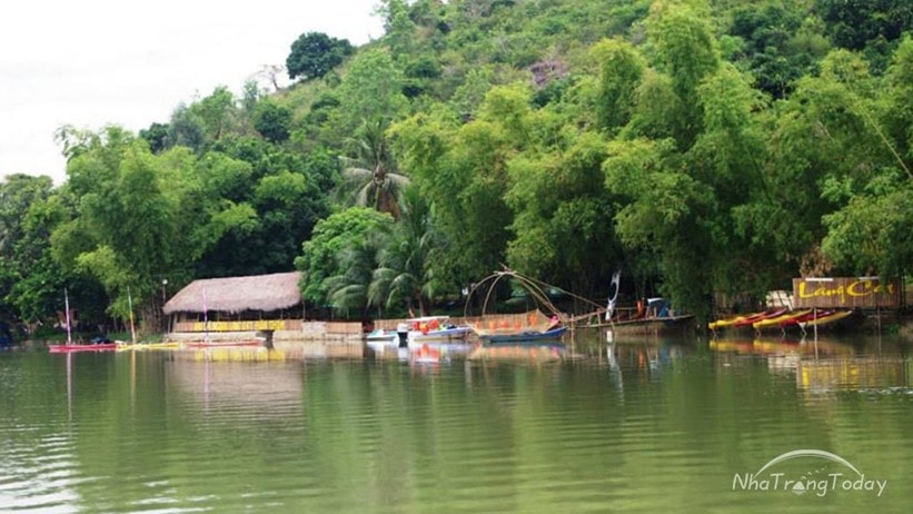 Khu Dã Ngoại Làng Cát Hòn Thơm Nha Trang