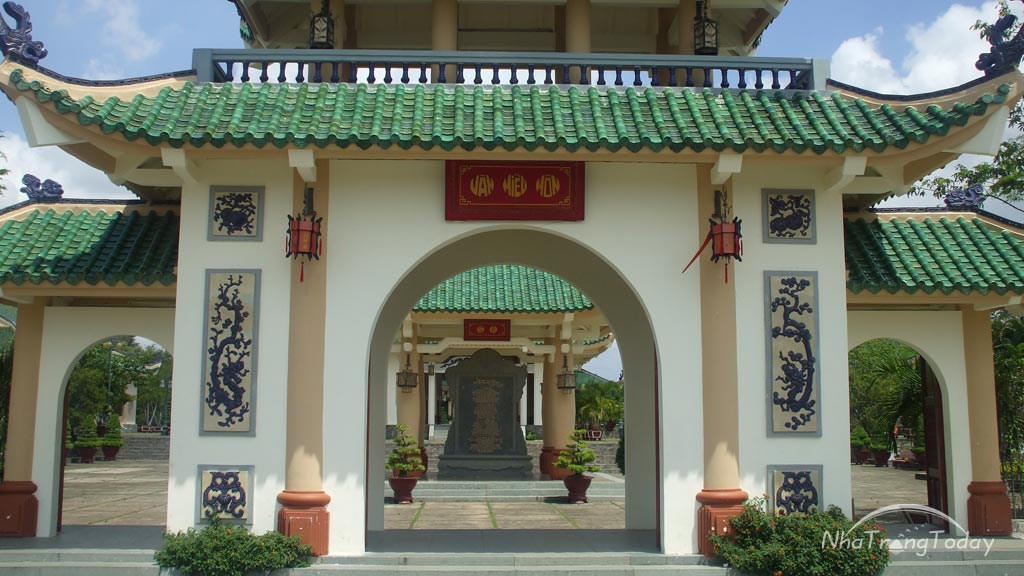 Văn Miếu Diên Khánh